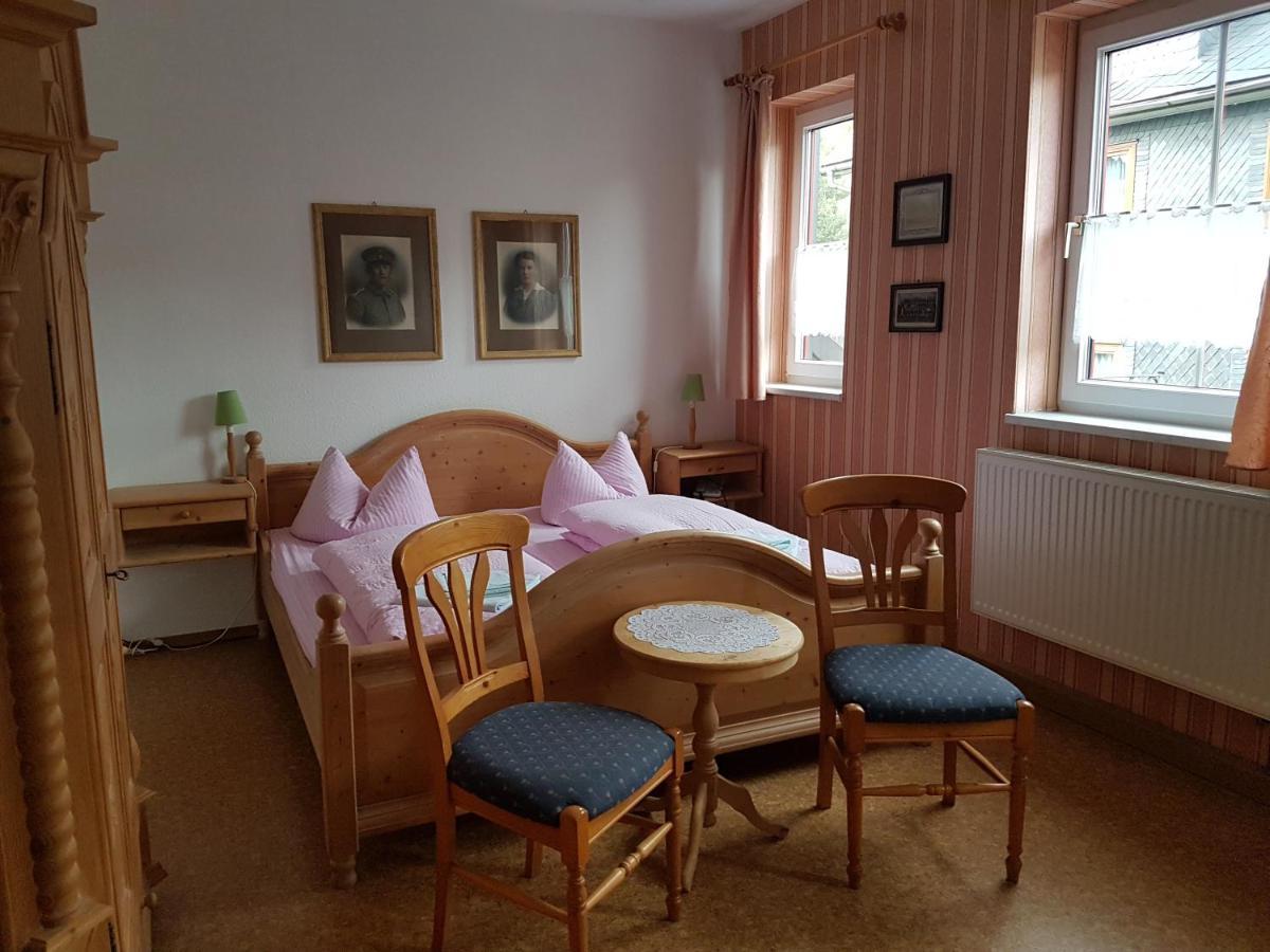 Gasthaus Und Hotel Peterhaensel Spechtsbrunn Esterno foto